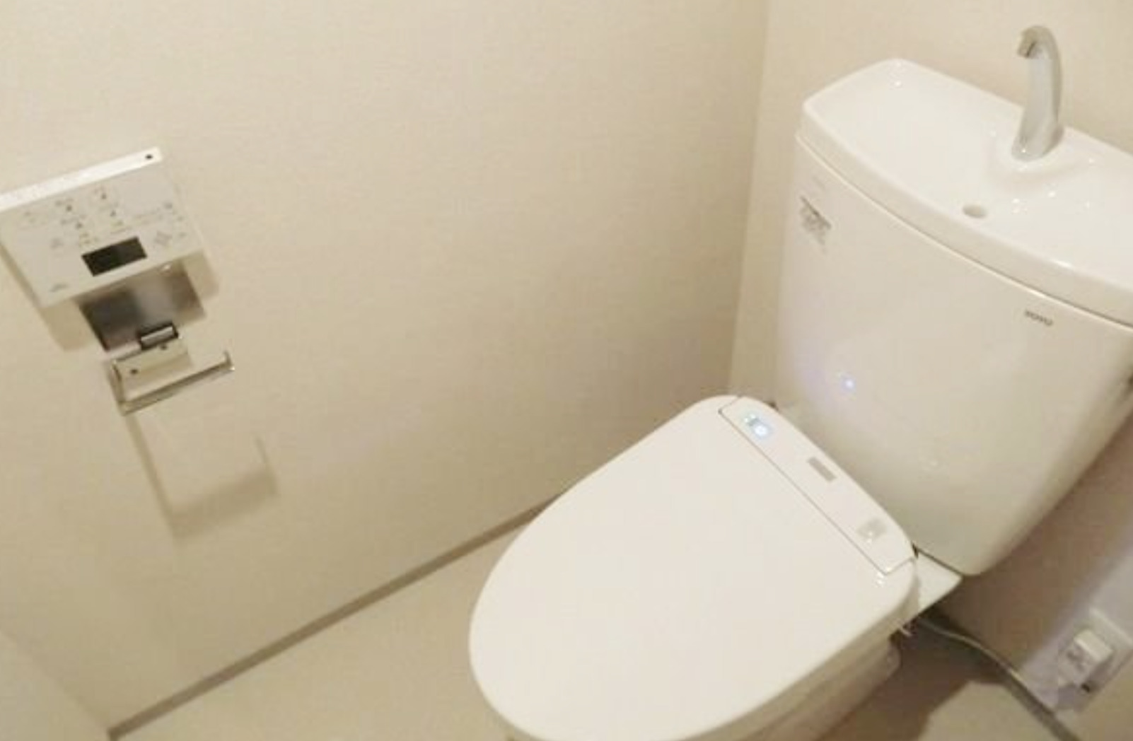 ＪＲ総武線 津田沼駅 徒歩10分 5階建 築13年のトイレ写真