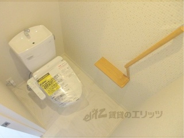 シャーメゾン西大津のトイレ写真