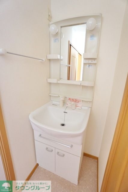 洗面設備　同物件別部屋写真