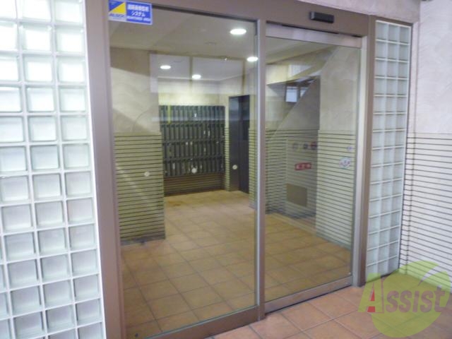 エントランス　きれいなエントランスです。