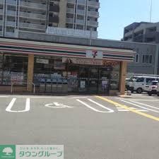 コンビニ　セブンイレブン吹田垂水町3丁目店（コンビニ）まで40m