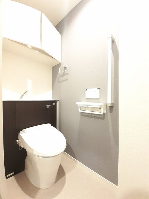 ＪＲ京浜東北線 大森駅 徒歩10分 6階建 築4年のトイレ写真