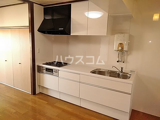 永安ビルの居間写真