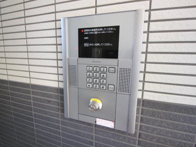 リセ ブローの外観写真