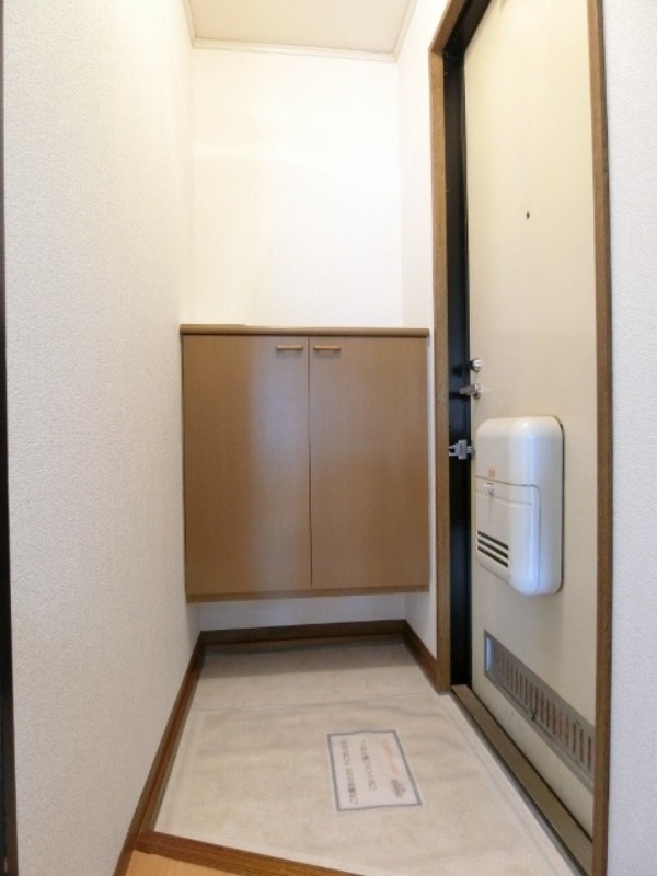 玄関　図面と現状に相違がある場合には現状を優先