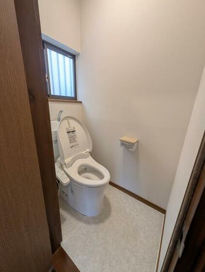 ＪＲ成田線 東我孫子駅 徒歩3分 2階建 築32年のトイレ写真