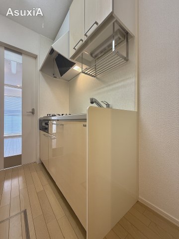 キッチン　別タイプのお部屋の写真です