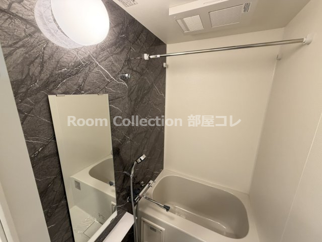 バス・シャワールーム　※同物件他部屋写真 反転、色違いの場合有 現況優先