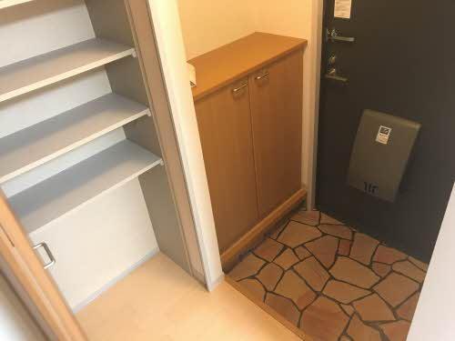 玄関　玄関