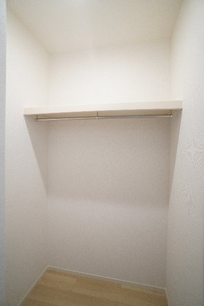 収納　ウォークインクローゼット