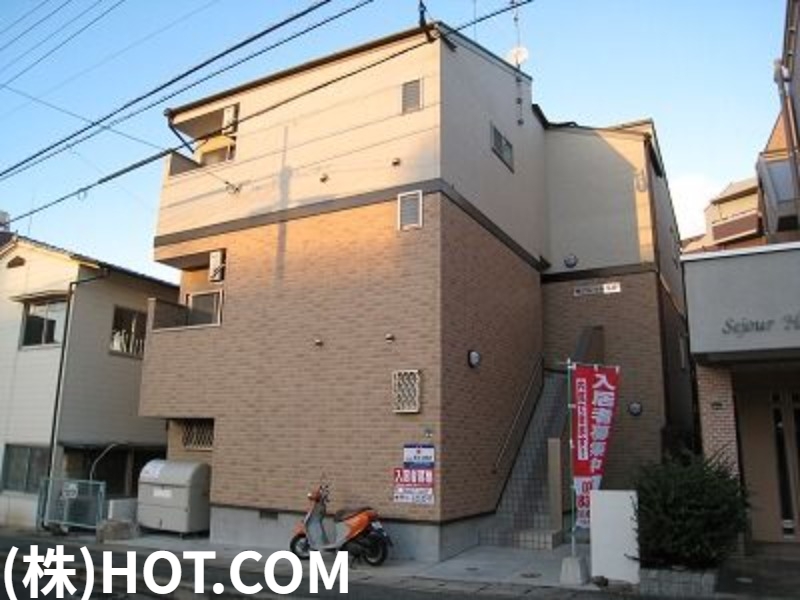 西鉄天神大牟田線 西鉄平尾駅 徒歩13分 築20年