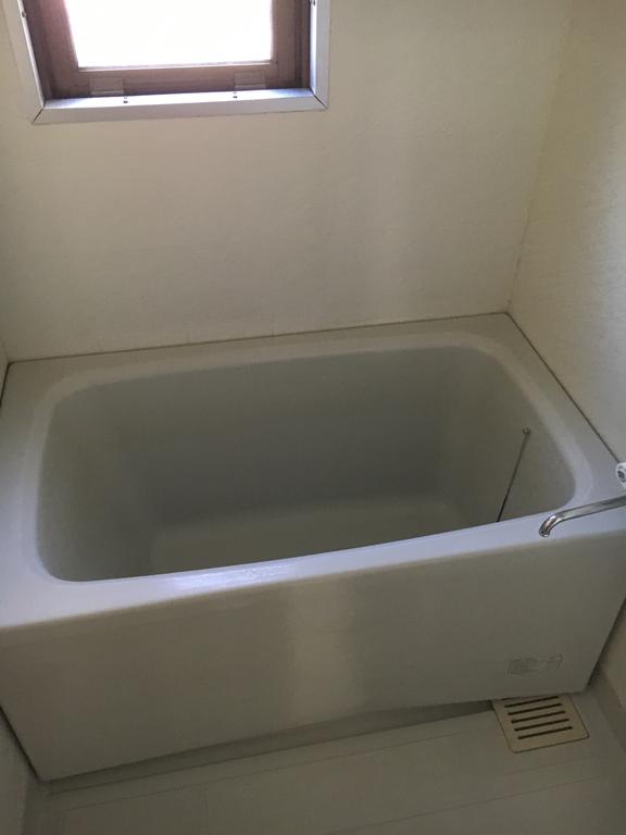 ＪＲ豊肥本線 東海学園前駅 徒歩20分 3階建 築32年の風呂写真