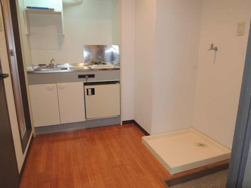 キッチン　ミニ冷蔵庫付き