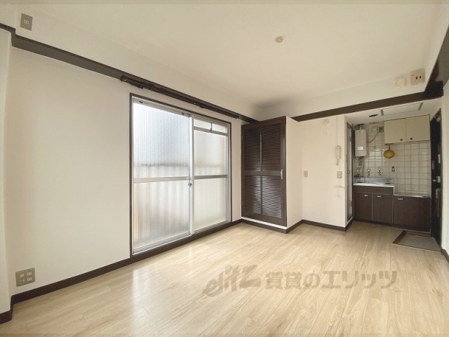 居室・リビング　洋室