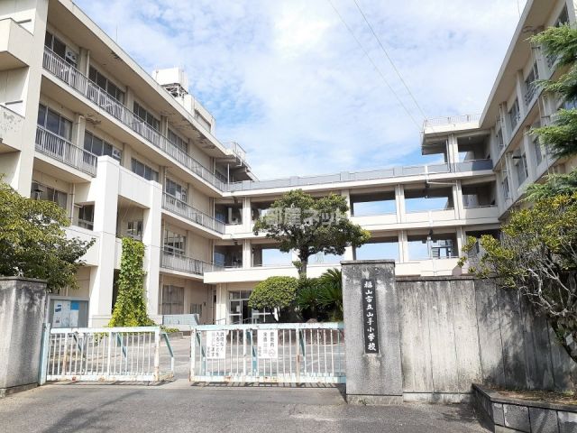 【サンヒルズ　Ａの小学校】