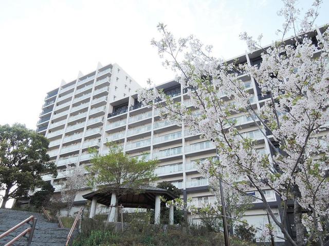 【北区西ケ原のマンションの建物外観】