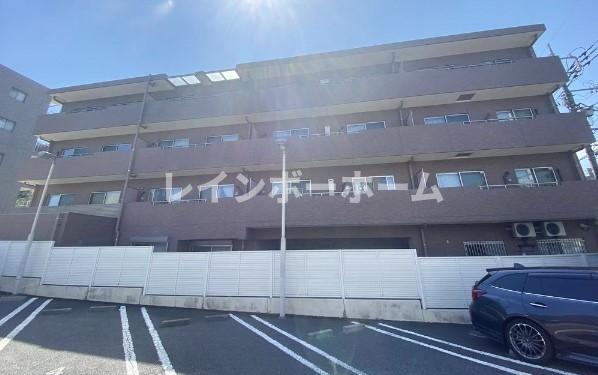 和光市本町のマンションの建物外観