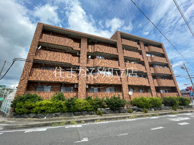 高浜市神明町のマンションの建物外観