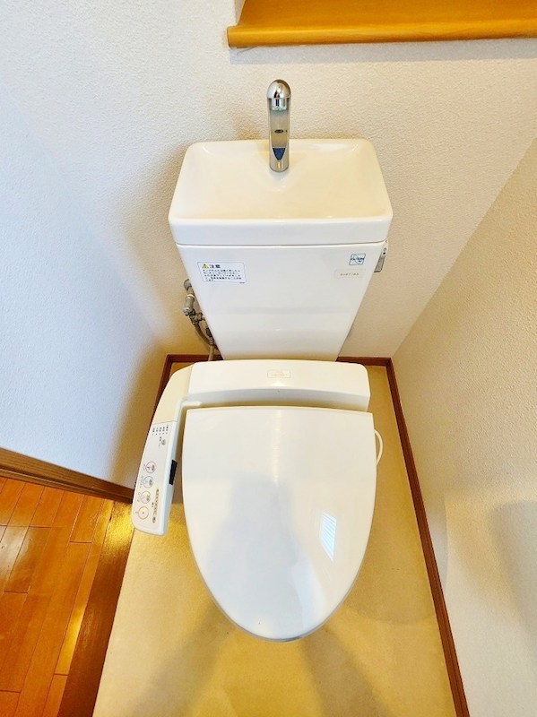 トイレ　★温水洗浄便座トイレ★