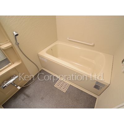 バス・シャワールーム　同タイプ2階のお部屋を撮影。仕様が異なることがあります。