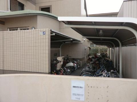 エクセレンス茨木　その他共有部分　駐輪場