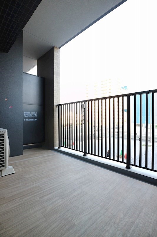 バルコニー　※同タイプ参考画像