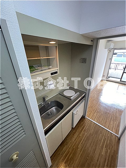 キッチン　※同間取り別号室写真です