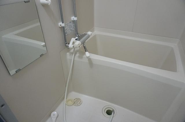 バス・シャワールーム　浴室