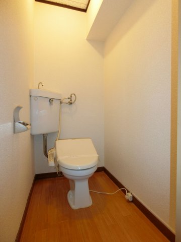 トイレ　ゆったりとした空間のトイレです