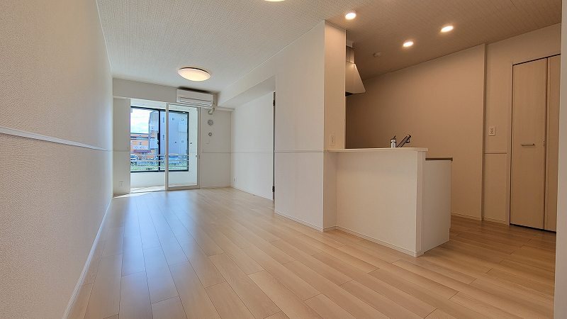 居室・リビング　同タイプ物件参照