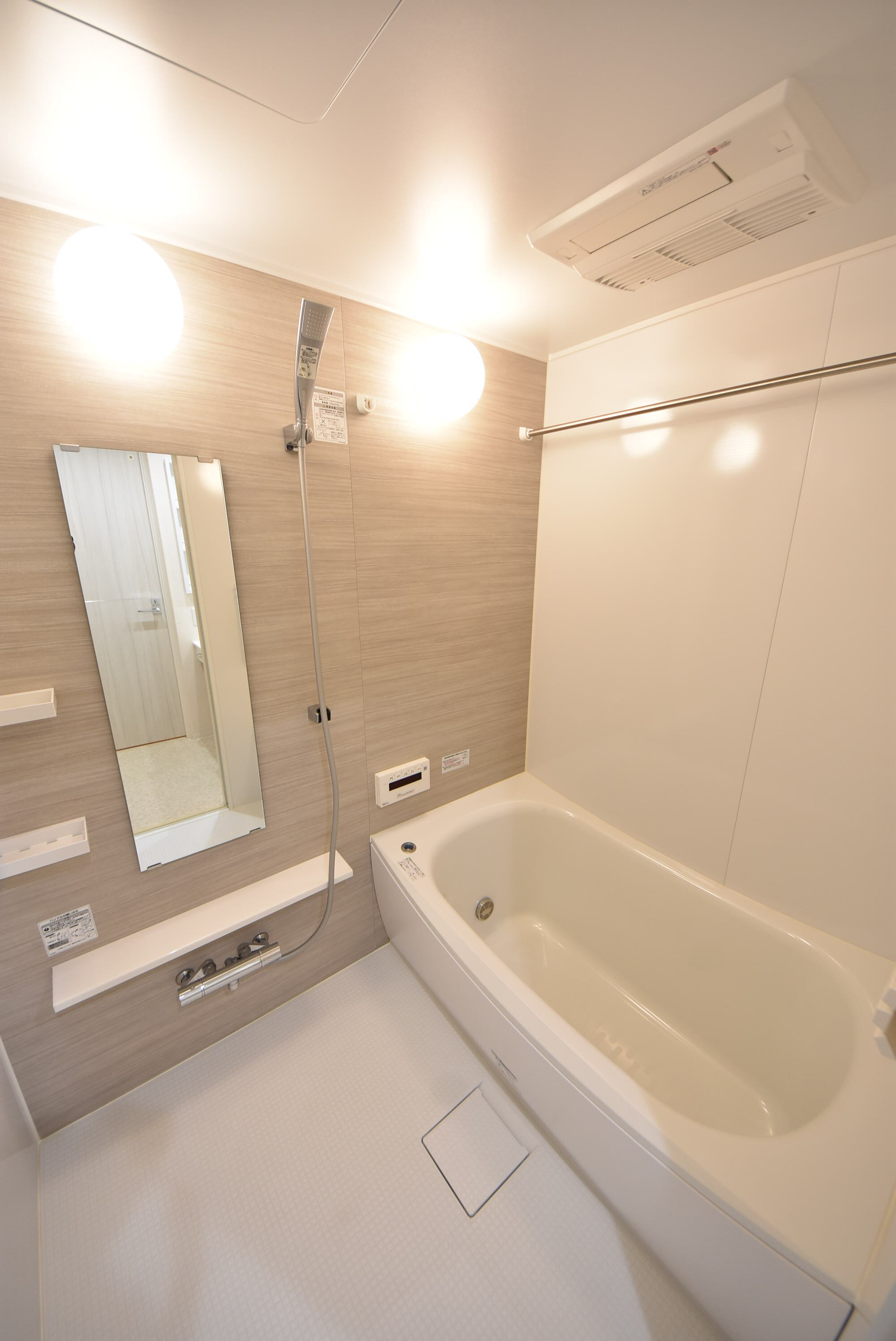 バス・シャワールーム