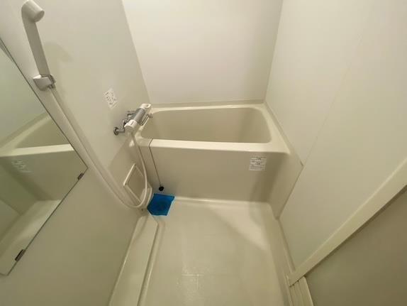 バス・シャワールーム　?