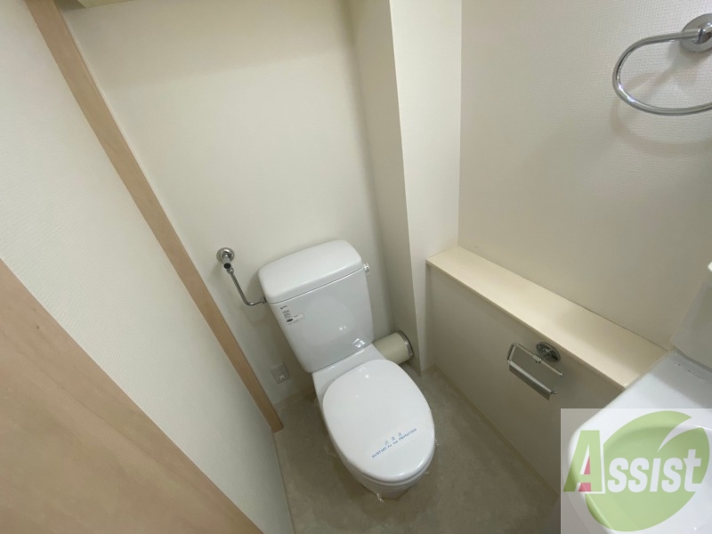 トイレ　トイレです。ウォシュレット付を探している方、おすすめです。