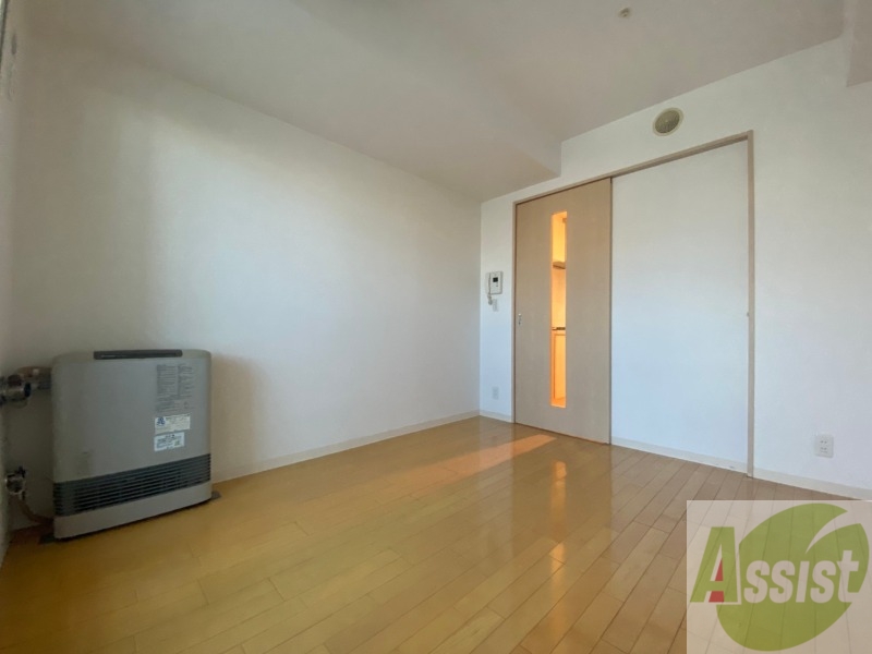 居室・リビング　広くてキレイなお部屋が広がっていて、充実した生活が送れそう。