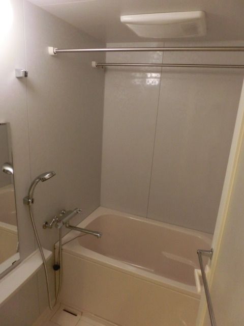 バス・シャワールーム　お風呂