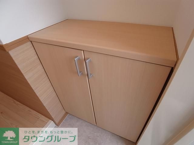 玄関　※別号室参考写真