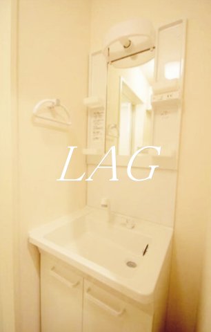 洗面設備　洗面台です。