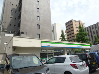 コンビニ　【ファミリーマート小倉砂津店】（コンビニ）まで556m