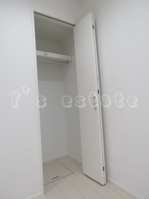 収納　この写真の反転タイプです。