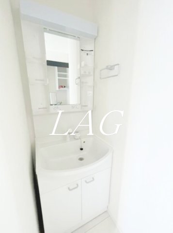 洗面設備　洗面台です。