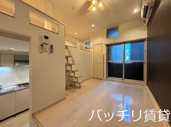 居室・リビング　画像は同型タイプの為現状を優先致します。