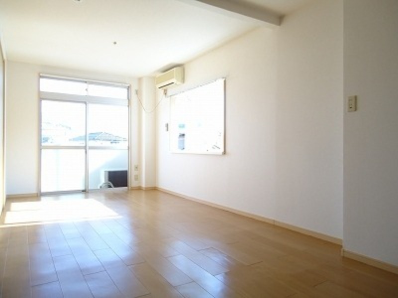 居室・リビング　図面と現状に相違がある場合には現状を優先