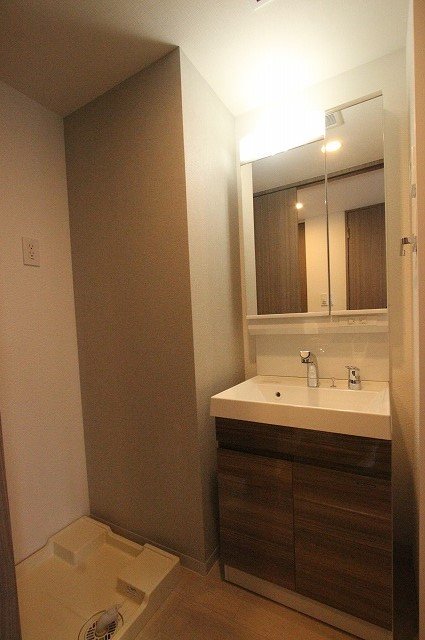 洗面設備　同物件別号室のものです。