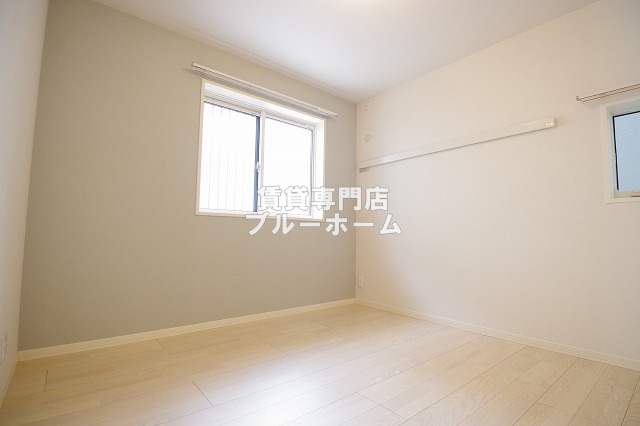 その他　5.5帖のゆとりのある洋室！