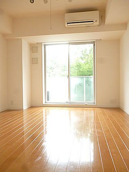 居室・リビング　※反転タイプ