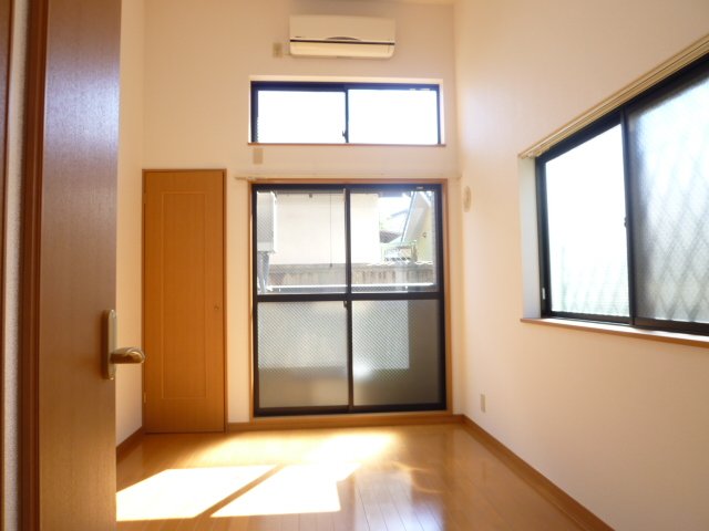 居室・リビング　使いやすいリビングです※別号室の写真です