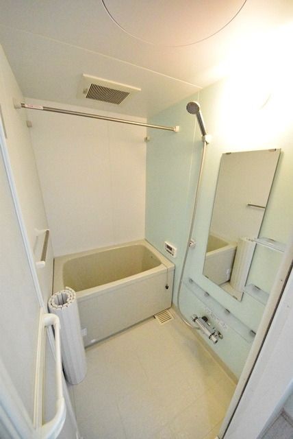 バス・シャワールーム　★駅徒歩圏内・オートロック付マンション★