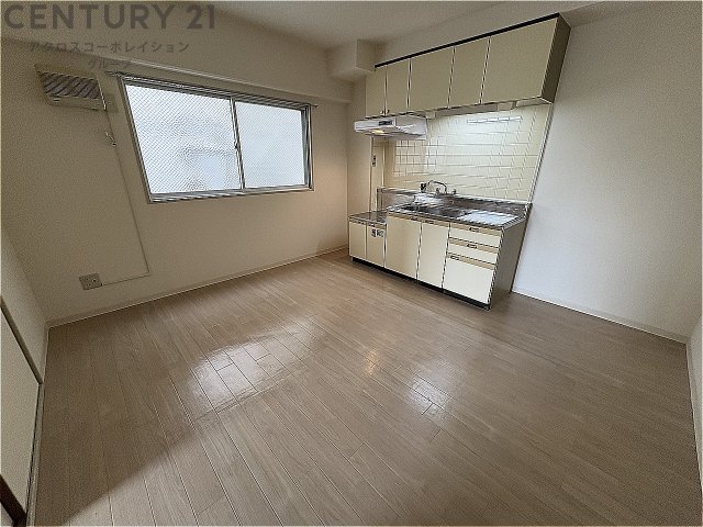 居室・リビング　角部屋住戸で過ごしやすく、おすすめです。