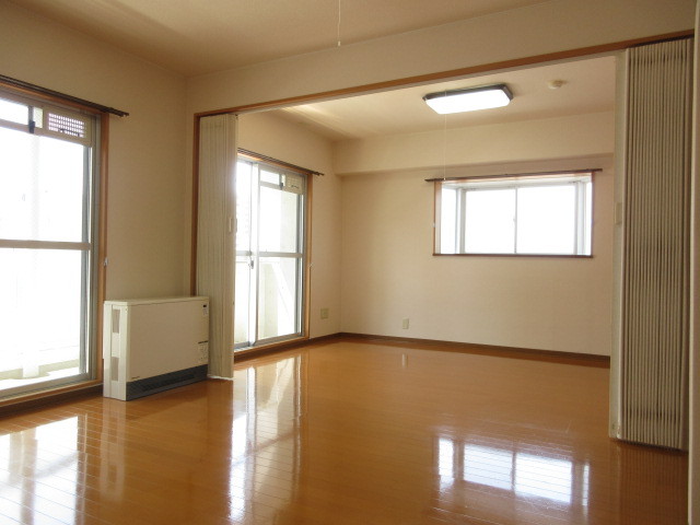 居室・リビング　ＬＤＫ１４帖