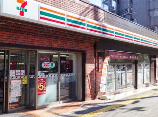 コンビニ　セブンイレブン 京都西大路御池店（コンビニ）まで159m